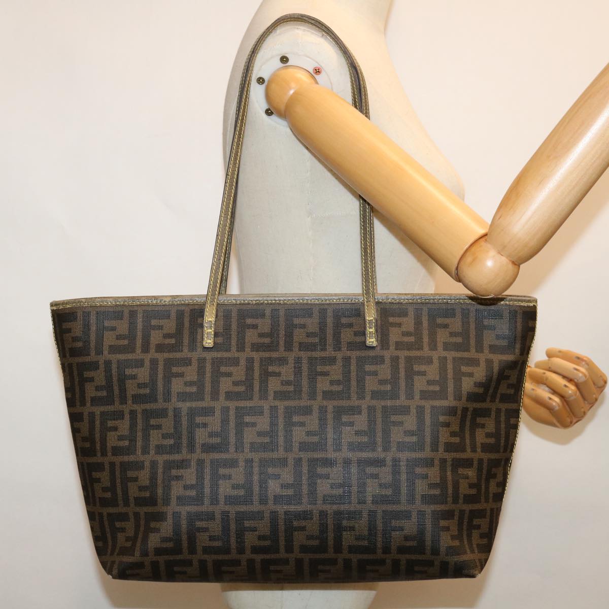 FENDI Zucca Canvas Tote Bag Black Brownyk10957