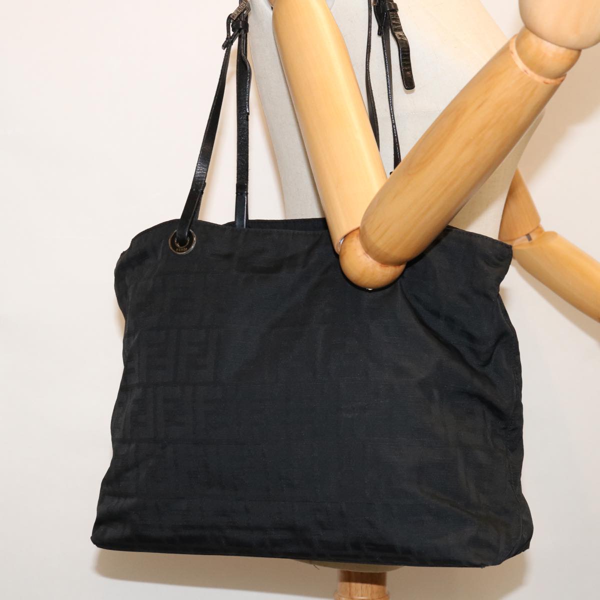 FENDI Zucca Canvas Tote Bag Blackyk10976