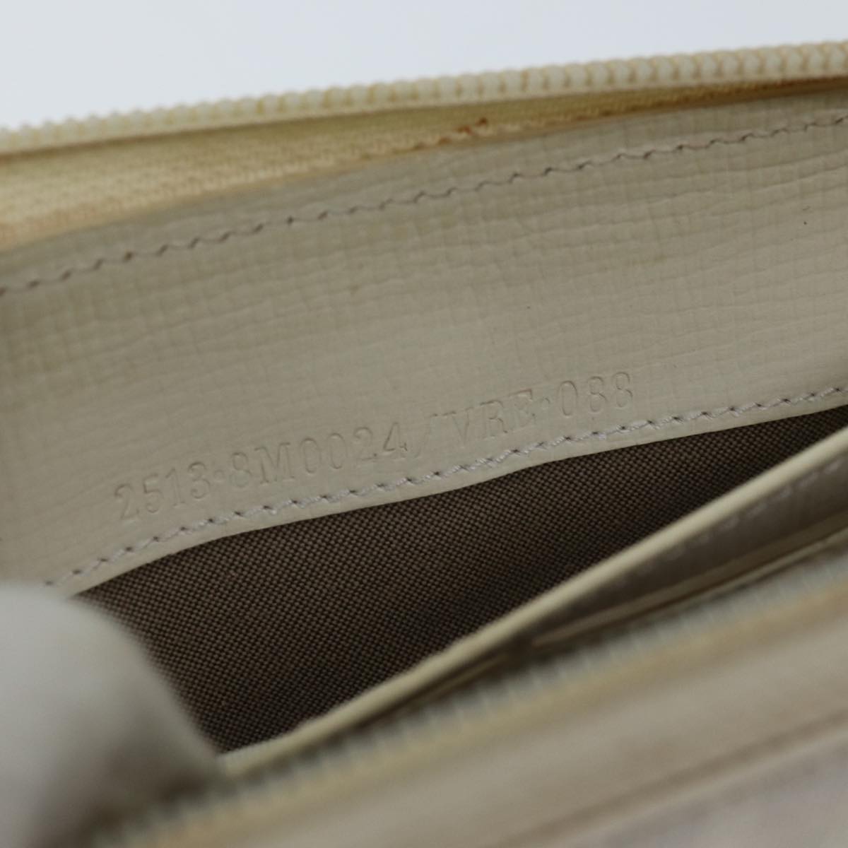 FENDI Zucca Canvas Long Wallet Whiteyk11469