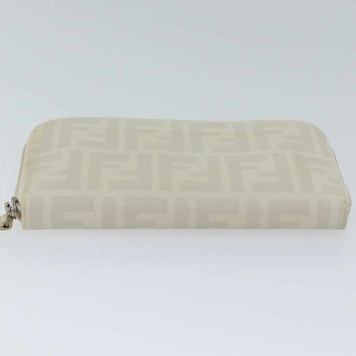 FENDI Zucca Canvas Long Wallet Whiteyk11469