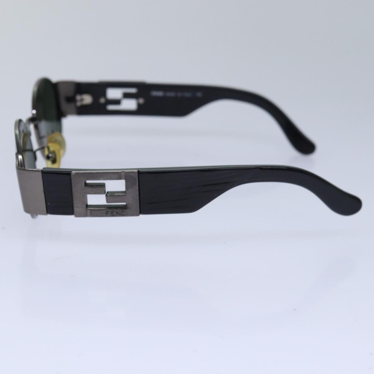 FENDI Sunglasses Blackyk13786