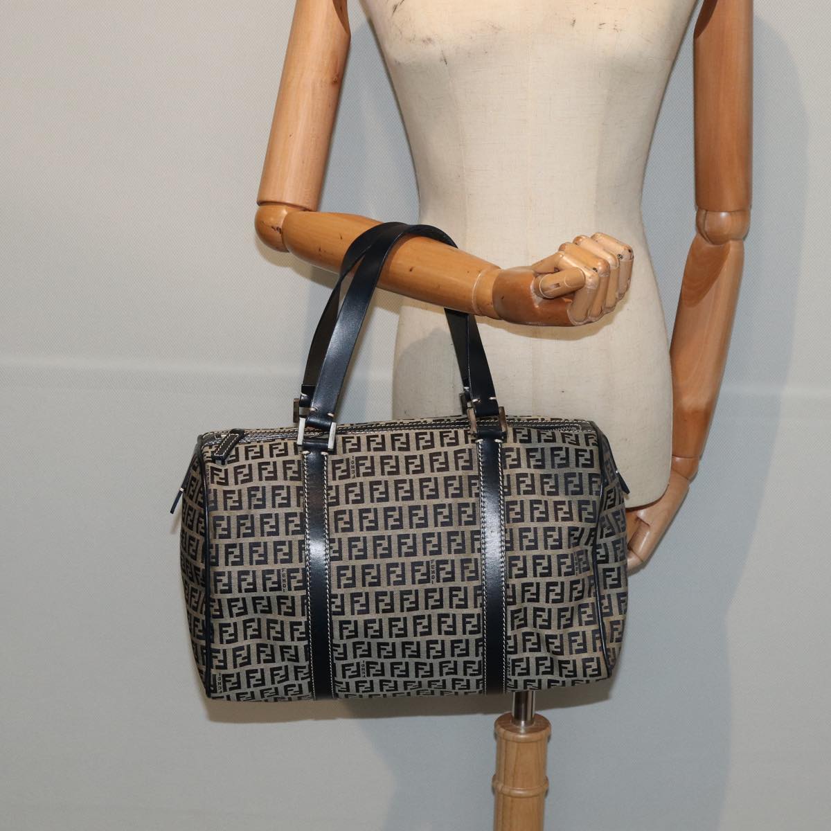 FENDI Zucchino Canvas Hand Bag Navyyk13932