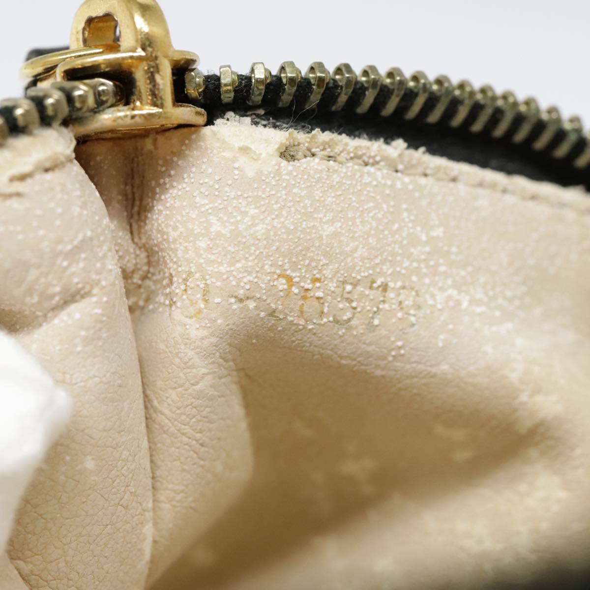 FENDI Zucca Canvas Pouch Black Gold Brownyk15224