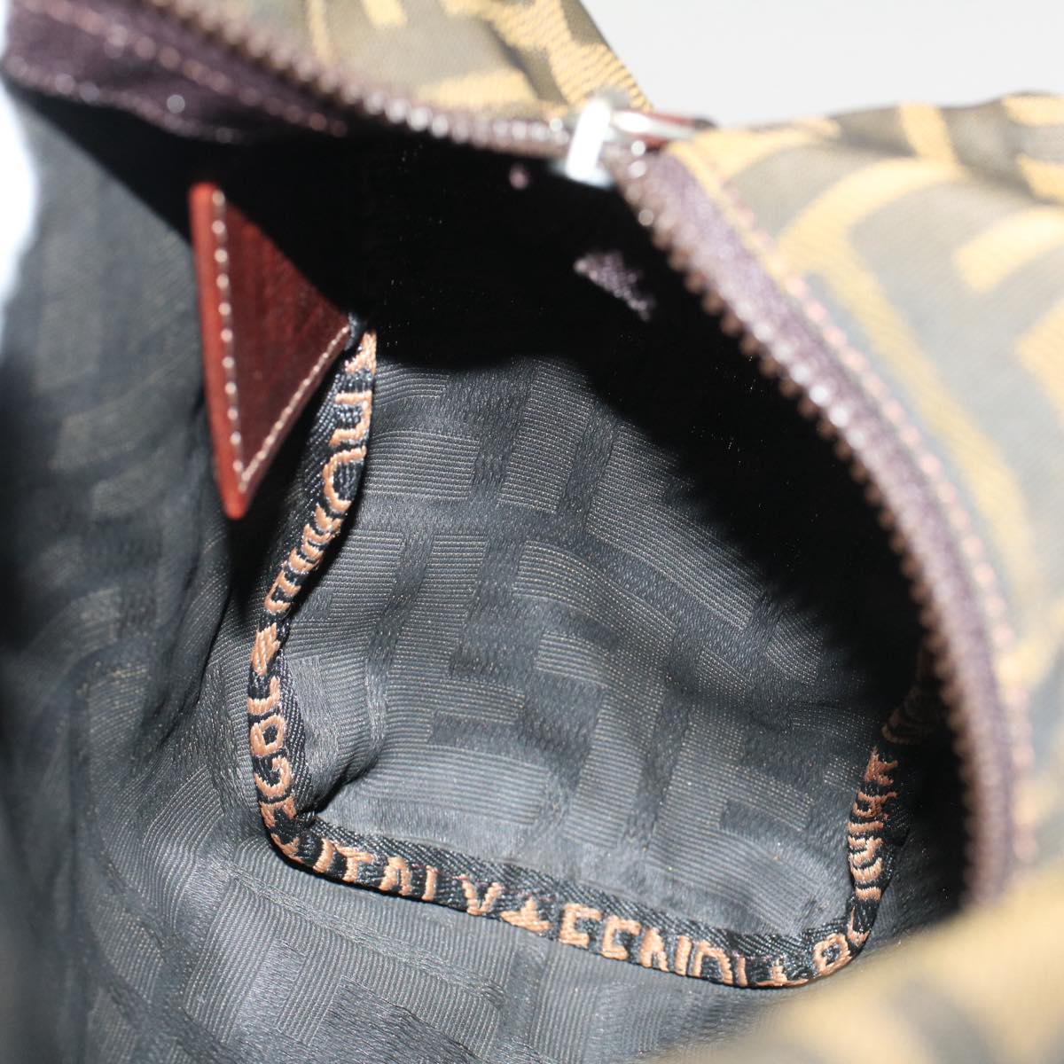 FENDI Zucca Canvas Hand Bag Brown Blackyk8449