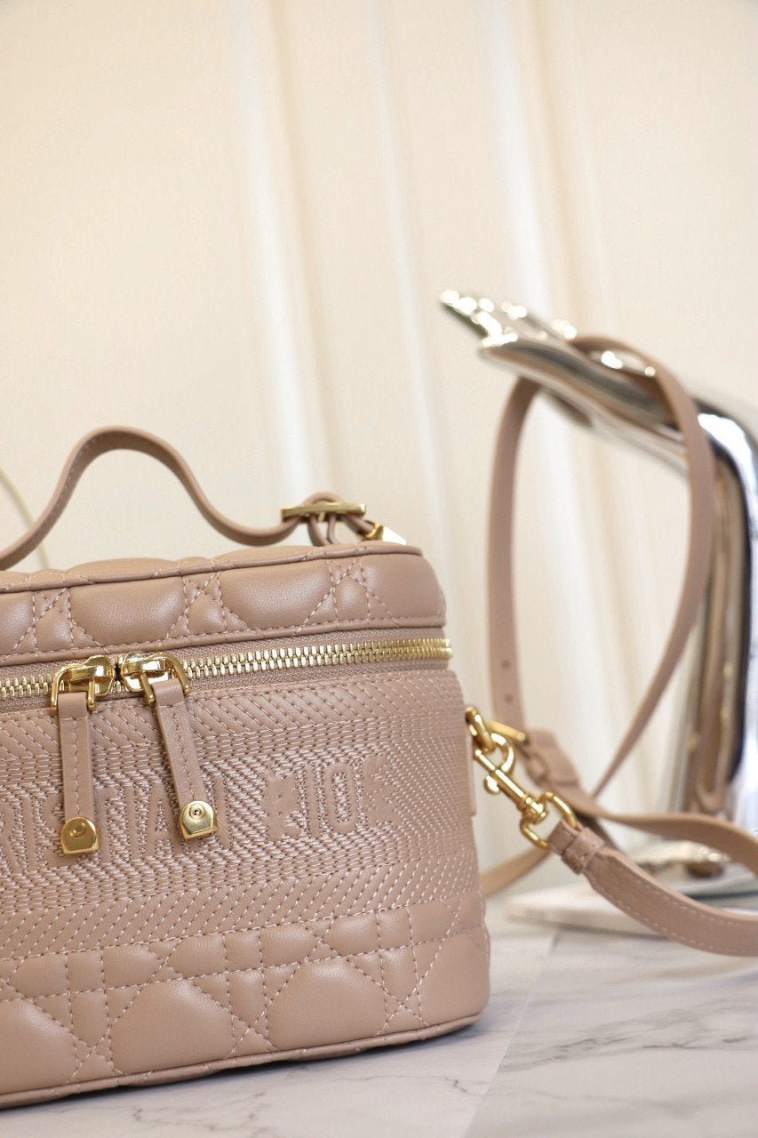 DIOR SMALL TRAVEL VANITY CASE BEIGE LAMBSKIN